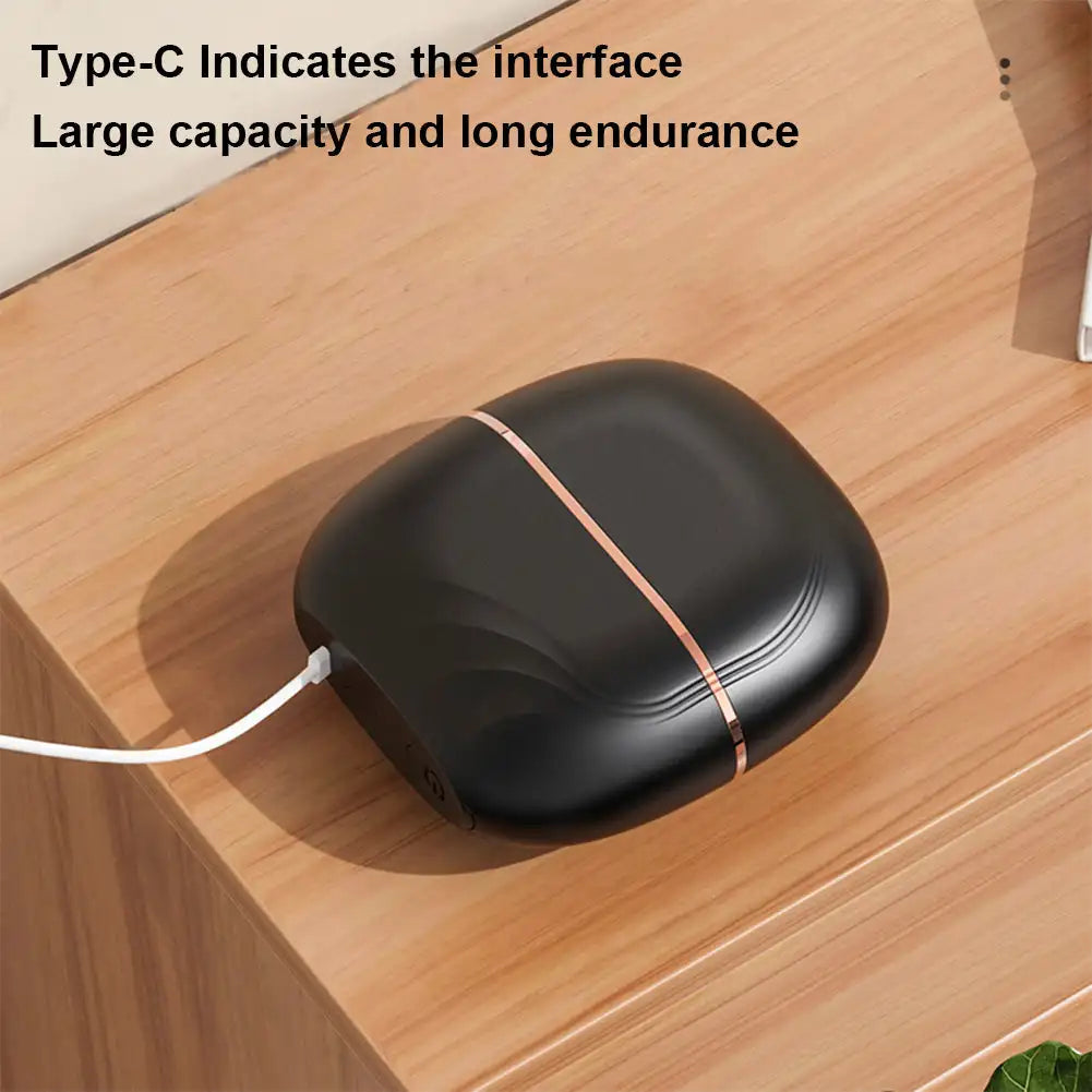 Three heat setting controls on the straightener brush